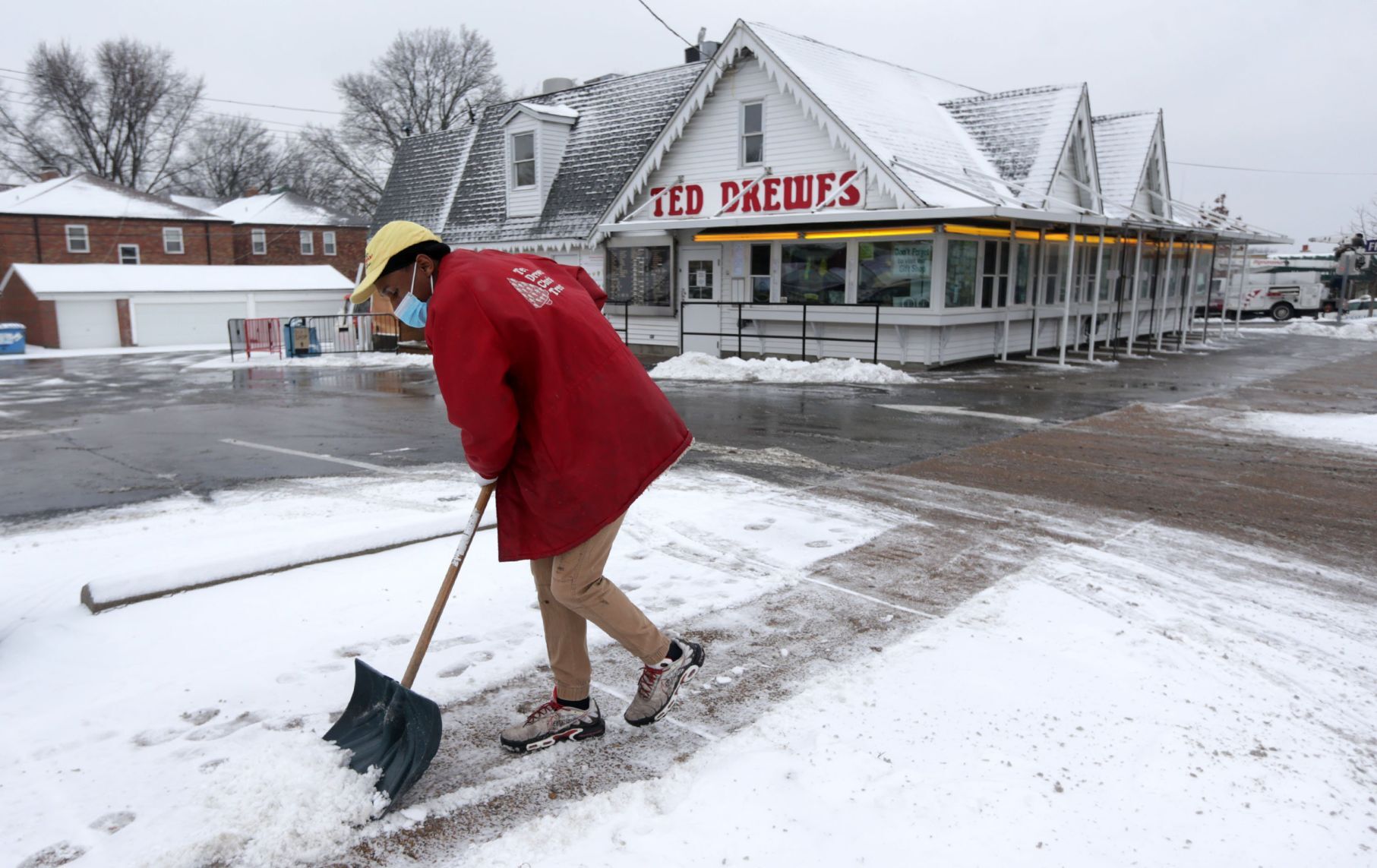 It's never too cold for Ted Drewes
